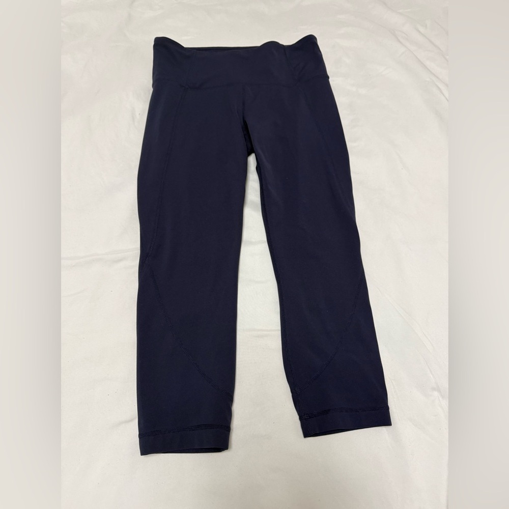 Athleta Chaturanga Crop